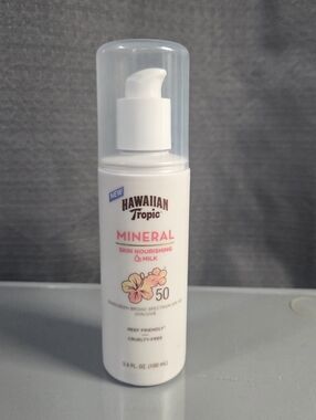 New Hawaiian Tropic Mineral Sun Milk Body Sunscreen Lotion, 3.4 OZ, SPF 50